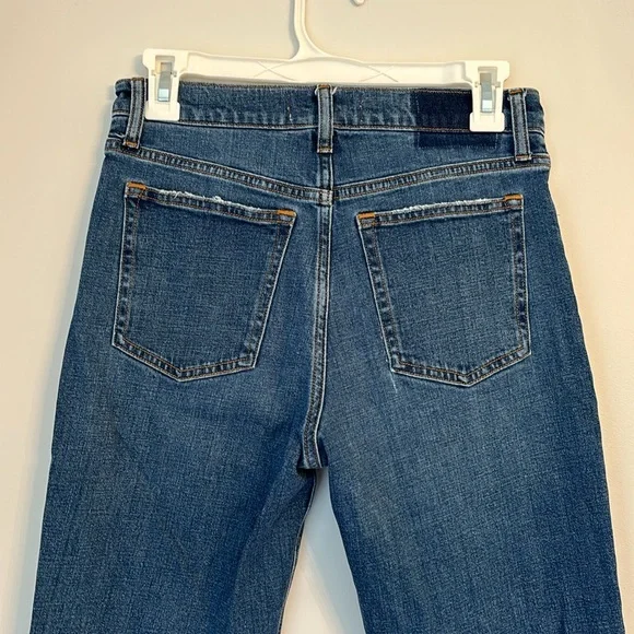 Abercrombie High Rise Mom Jeans Dark Wash Distressed Size 26 - Picture 6 of 6